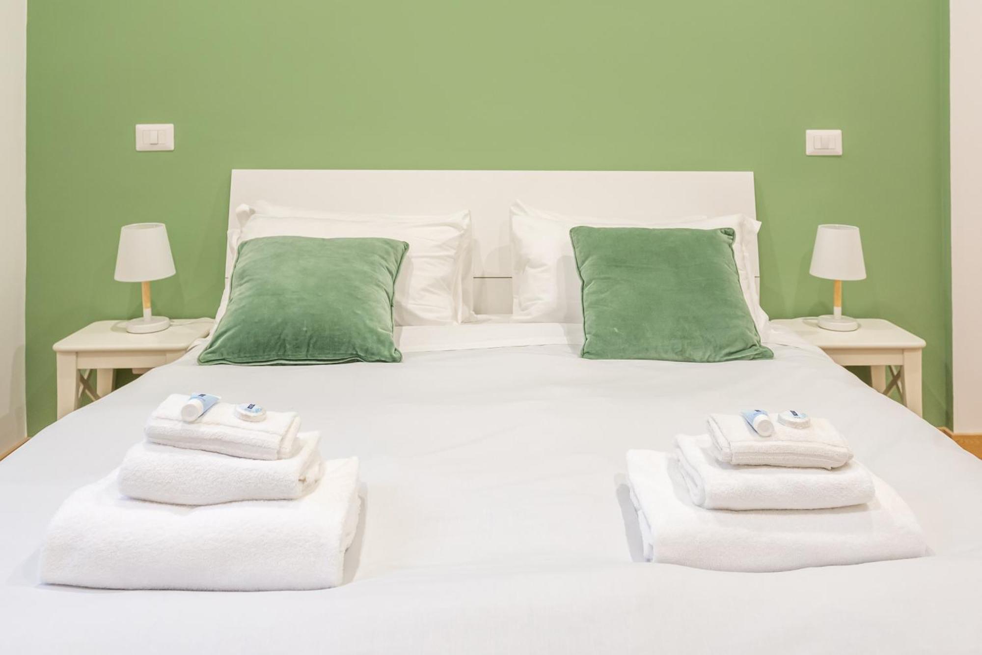 2 Bdr Navona Quintessential Charm Apartment โรม ภายนอก รูปภาพ